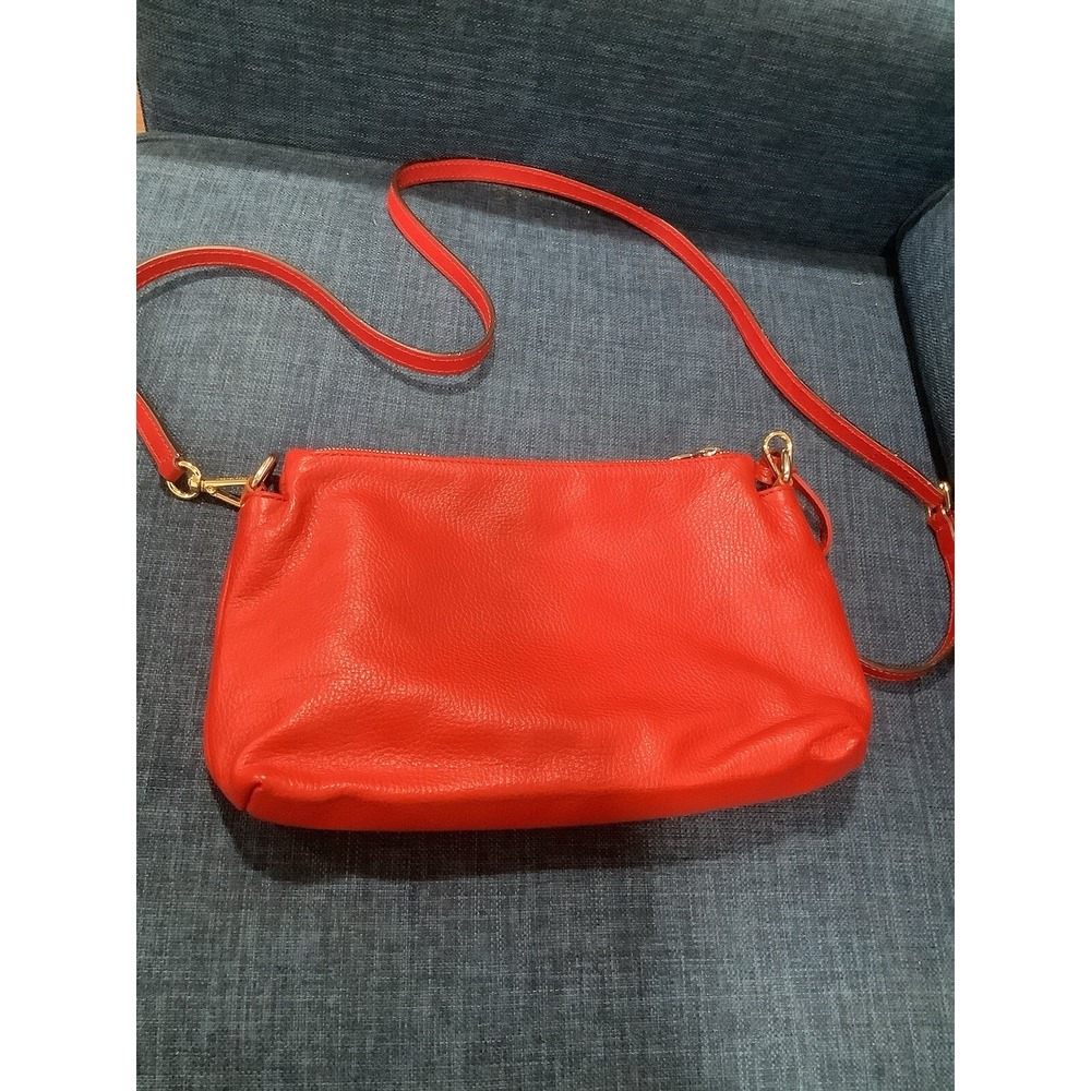 Valentina Italia Red Pebbled Genuine Leather Handbag Pre-owned Excellent